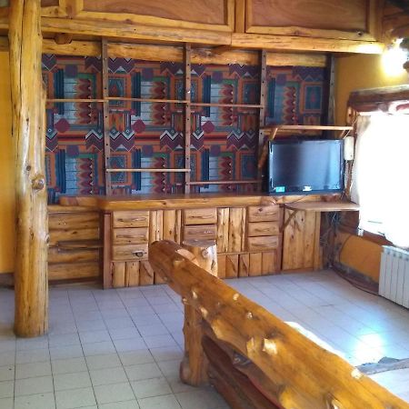 سان كارلوس دي باريلوتشي Wood House Hostel المظهر الخارجي الصورة