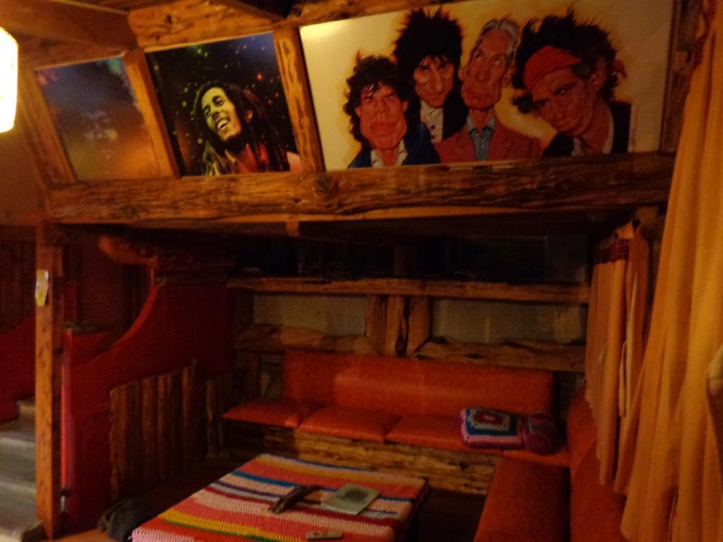 سان كارلوس دي باريلوتشي Wood House Hostel المظهر الخارجي الصورة
