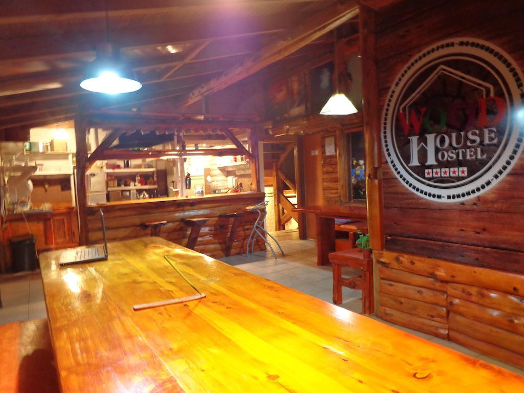 سان كارلوس دي باريلوتشي Wood House Hostel المظهر الخارجي الصورة