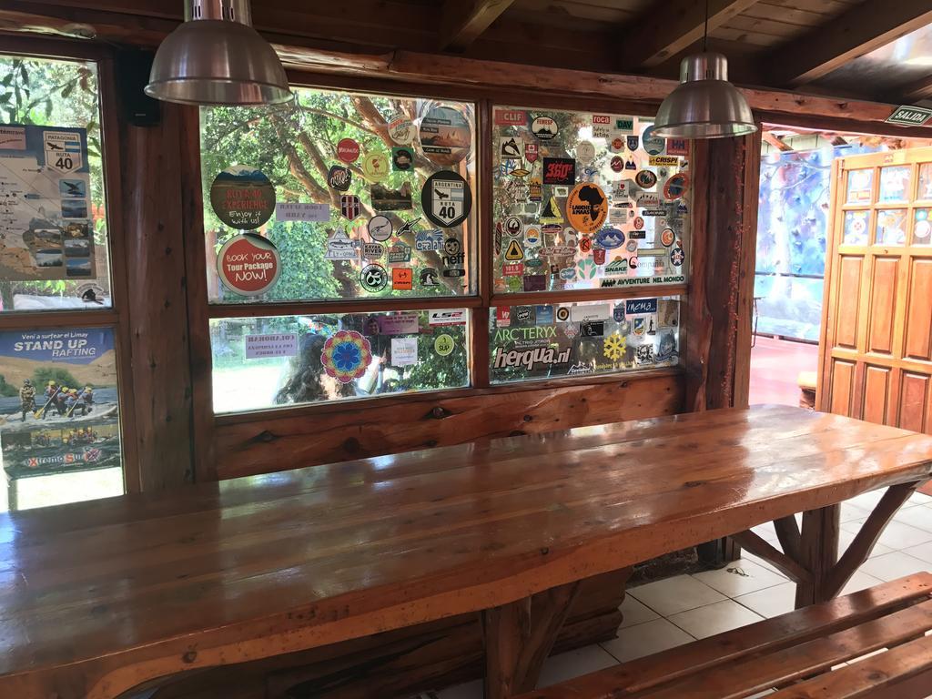 سان كارلوس دي باريلوتشي Wood House Hostel المظهر الخارجي الصورة